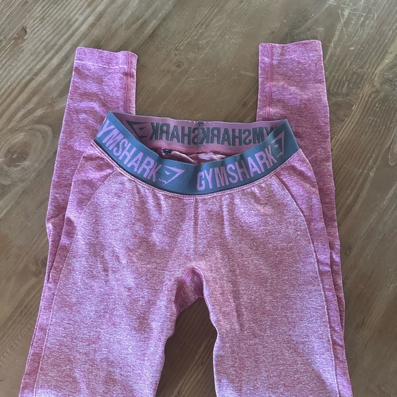 5 pair of gymshark leggings size small - Picture 2 of 16